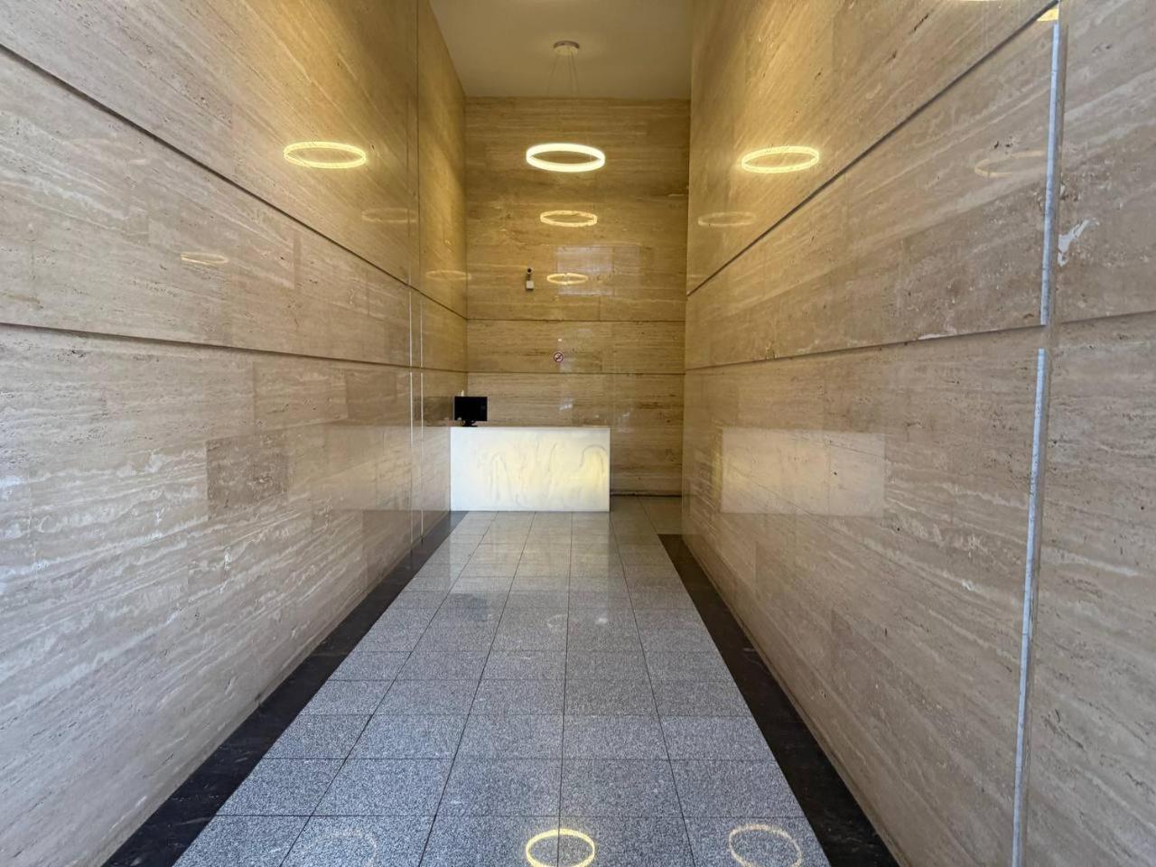 Crystal Apartment